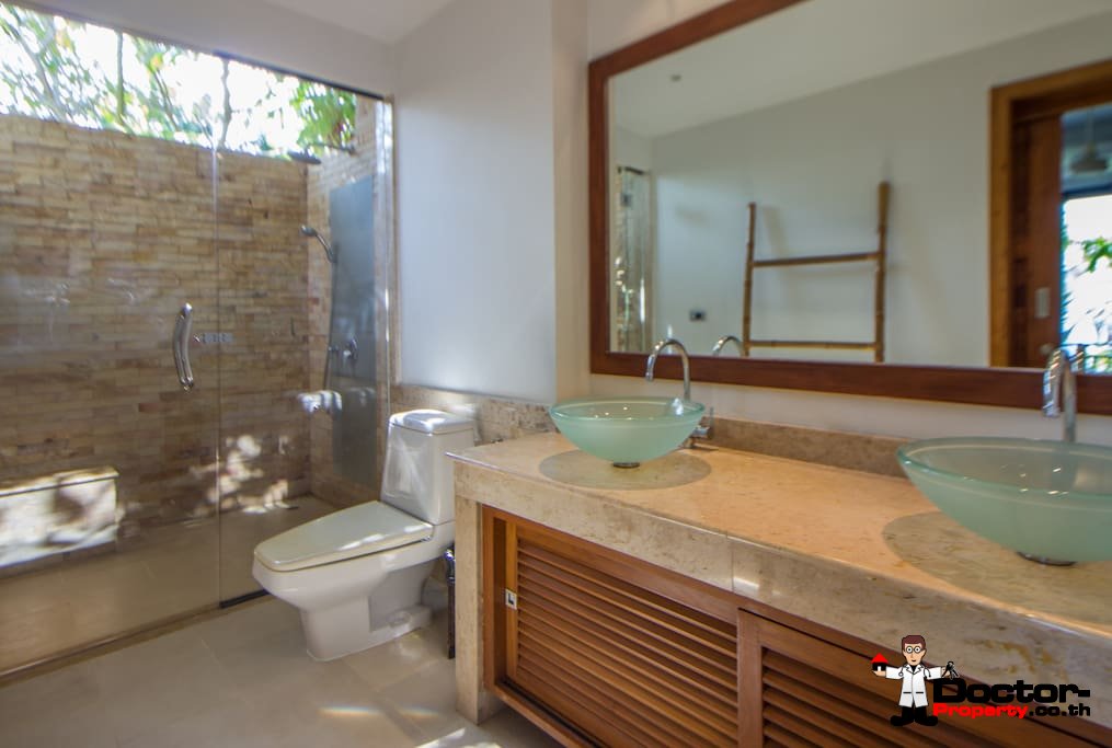 4 Bedroom Pool Villa with Sea View – Hua Thanon, Koh Samui – For Sale